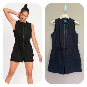 {Old Navy} StretchTech Sleeveless Zip Romper in Black - Womens XS - NWT